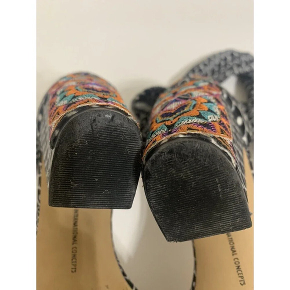 Trina Turk x INC Kanata Ankle Wrap Embroidered Heel Sandals Sz 7 - Picture 9 of 9